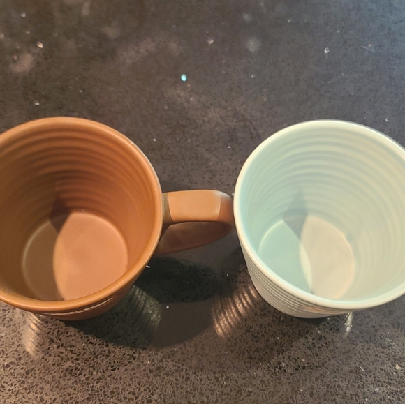 Starbucks 2007 Set Of 2 Mocha Latte 9 Oz Mugs - Picture 3 of 4